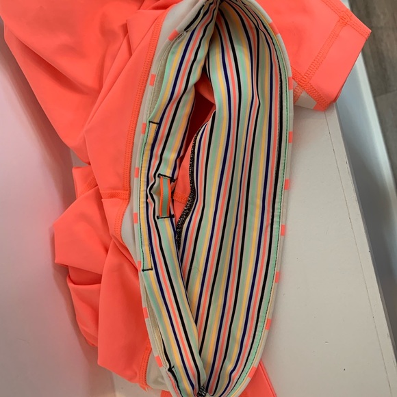 Lululemon Inspire Crop - SeaWheeze - Picture 4 of 4